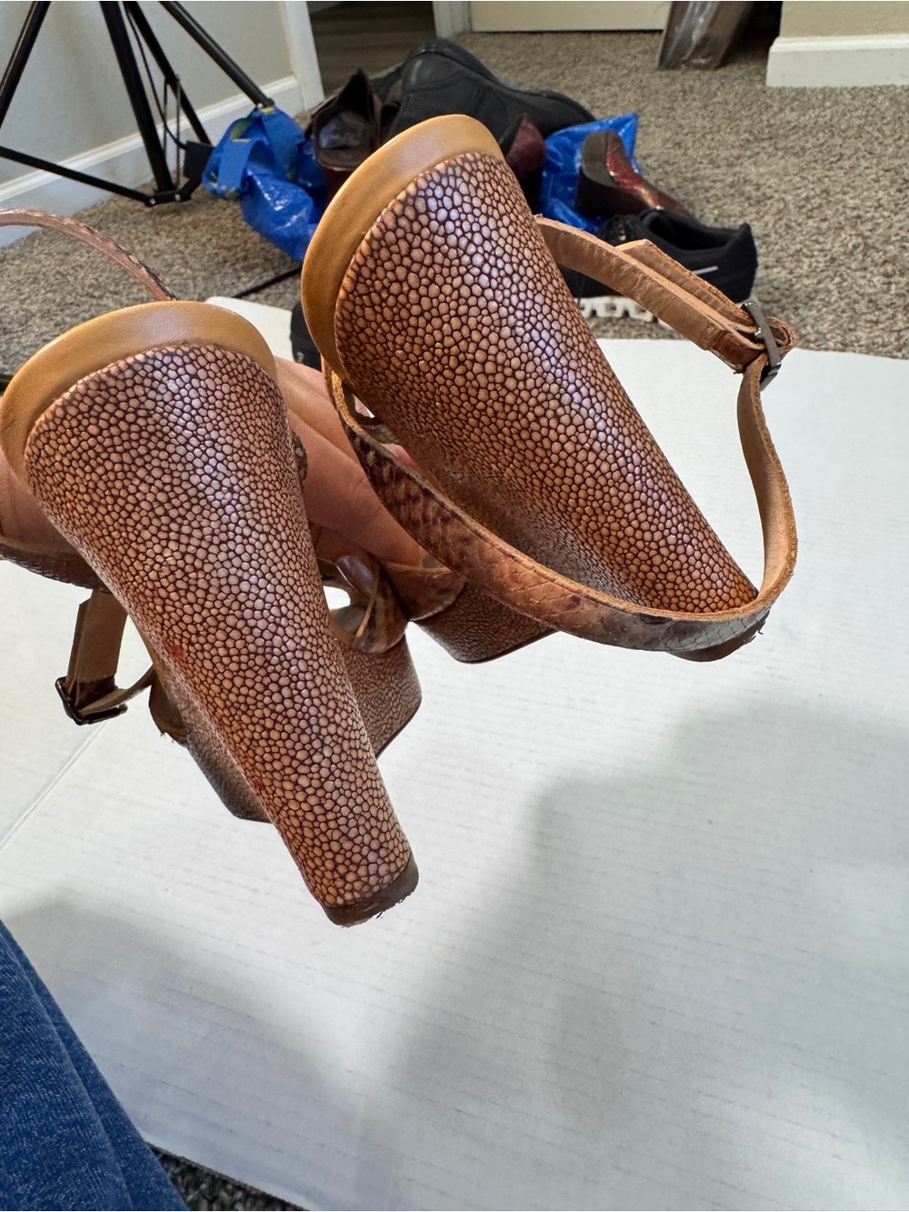 Longchamp Tan Brown Snake Print Leather Wedge Sandals Womans 6.5 Peep Toe Luxury - Picture 2 of 12